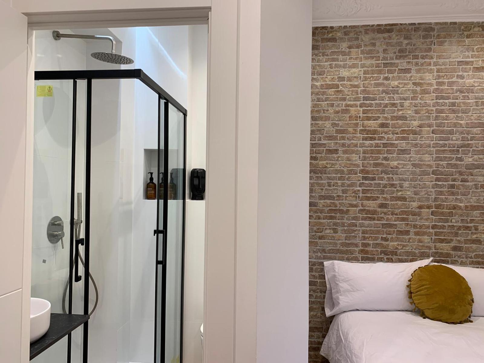 Valencia Beach Rooms Ngoại thất bức ảnh
