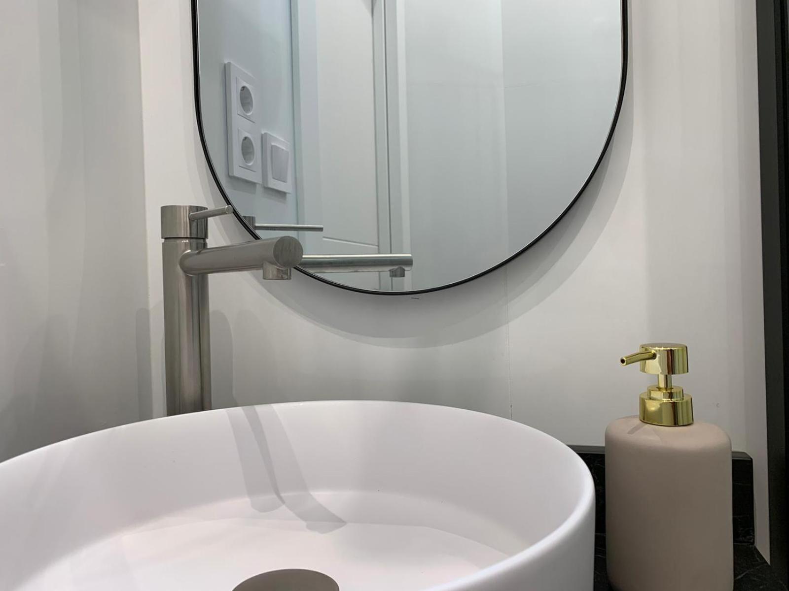 Valencia Beach Rooms Ngoại thất bức ảnh